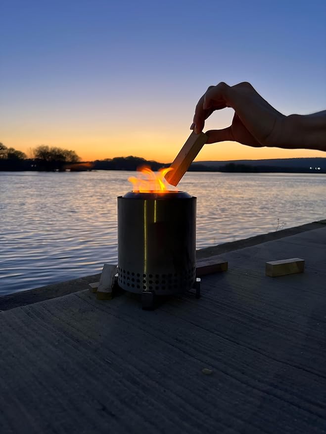 The Tiny Timbers USDA Grade Kiln Dried Hardwood for Table Top Fire Pit and Pizza Oven | Compatible with Solo Stove Mesa & Mesa XL | 5" Splits | USA Sourced | 6 lb. | 400+ cu. in. | Apple Wood