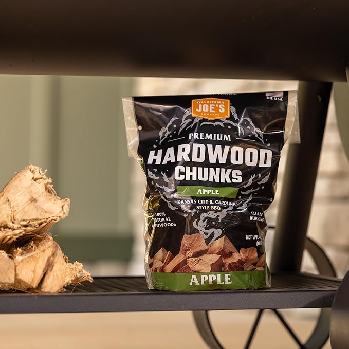 Oklahoma Joe's Apple Wood Chunks, 432 cu in Bag - 3947294R04