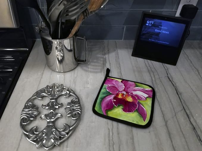 Caroline's Treasures JMK1270PTHD Orchid Pair of Pot Holders Kitchen Heat Resistant Pot Holders Sets Oven Hot Pads for Cooking Baking BBQ, 7 1/2 x 7 1/2