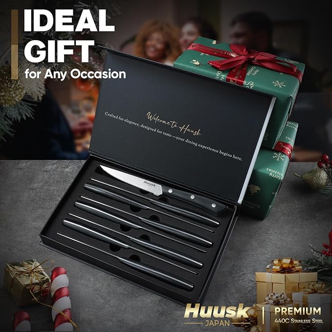 Huusk Steak Knives Set of 8, Sharp Serrated Steak Knives with Full Tang Handle, Japanese Stainless Steel Stake Knife Set for Dinner BBQ Kitchen with Gift Box, Birthday Gifts for Men Women