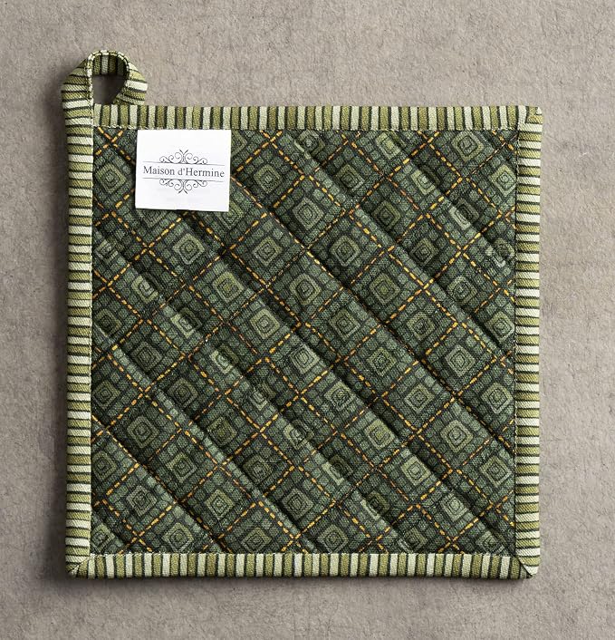 Maison d' Hermine Pot Holders 100% Cotton Potholders (8" x 8", Pack of 1) | Heat Resistant Hot Pads with Loop BBQ Cooking Kitchen Handling Hot Pans Thanksgiving Christmas - Pumpkin Garden - Dark Green