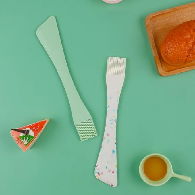 Hemoton Dual-Head Silicone Spatula and Oil Brush,Dual-Purpose Silicone Pastry Brush and Spatula,Baking Scraper,Non-Stick Scraper for Cooking,Mixing and Baking