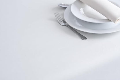 Creamy White Rectangle Tablecloth 60 x 120 Inch 8 Foot 210 GSM Stain&Water Wrinkle Resistant Washable Fabric Table Cloth for Dining Table Buffet Parties Outdoor Picnic Camping Kitchen