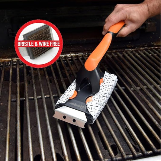 Proud Grill Q-Swiper XL BBQ Grill Brush Cleaner Set - 1 Long Grill Brush with Scraper & 40 Cleaning Wipes, Easy-Clean, Bristle & Wire Free, Grease & Grime Remover, Cleaner Kit for Outdoor Smoker
