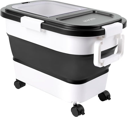 Wood Pellet Storage Container 20-25lbs, Airtight Bin with Locking Lid & Clear Window, Collapsible Pellet Bucket with Wheels, Scoop & Labels, Black & White