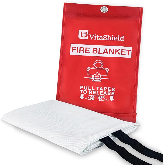 Emergency Fire Blanket for Kitchen Grease Fire, 39x39in, Easy Pull Tabs for Quick Use, 1076°F Heat Resistant Fiberglass, No Mess Extinguisher Alternative for Home Car RV BBQ (1 Pack)