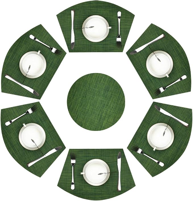 Wedge Placemats,Set of 7 Vinyl Placemats for Round Tables Woven Non-Slip Heat-Resistant Easy to Clean Wipeable Washable Dinner Table Mats（Seaweed Green）