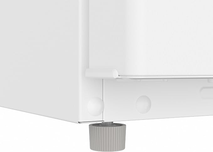 KoolMore 30 Inch 18 Cu Ft Top Freezer Refrigerator, White, Freestanding Full Size Fridge Freezer for Home Kitchen or Garage