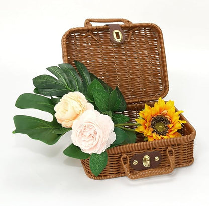 2pcs Mini Wicker Picnic Basket, Decorative Prop Suitcase Vintage Storage Hamper Makeup Organizer, Metal Lock Rattan Storage Box with Handles for Sundries Travel Camping and Outdoor Party (Brown, L+S)