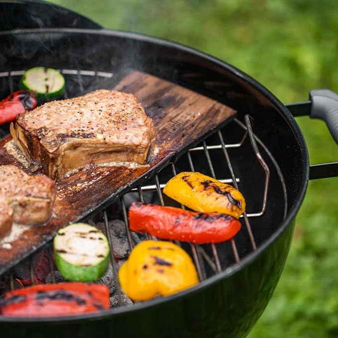 Weber 1321308 Barbecue Stove Diameter 22.4 inches (57 cm), Compact Kettle, Charcoal, Camping, For 10-12 People, Includes Thermometer, 1321308, Black, 22.4 inches (57 cm)