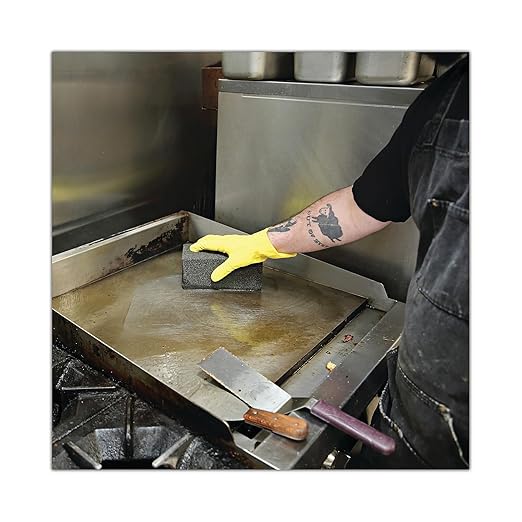 3M Grill-Brick Grill Cleaner GB12, 12 Pack of 3.5 in x 4 in x 8 in Grill Bricks, Heavy Duty, Cleans Away Carbonized Grease and Oil, Flat Top Griddle Cleaning, Commerical Kitchen