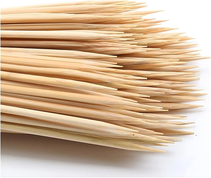 DTmasao 100PCS 10 inch Bamboo Skewers for wooden sticks， BBQ，Appetiser，Fruit，Cocktail，Kabob，Chocolate Fountain，Grilling，Kitchen，crafting and Party. Φ=4mm, More Size Choices 6"/8"/10"/12"/36"