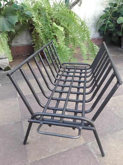 Argentine Iron Grill asado brasero parrilla. Premium Brasero. Brazier (Iron). Movable Brazier (19.2 x 8 inches)