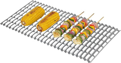 Restaurantware Foil Lux 19.7 x 12 Inch Barbecue Grill Liners 10 Disposable Grill Sheets - Easy-To-Use Oven-Ready Aluminum Grill Liners Heat-Tolerant Fits Most Standard Grills