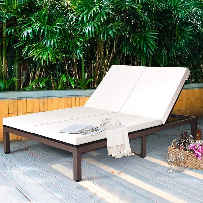 Tangkula 2-Person Patio Lounge Chair, Outdoor Rattan Double Wicker Daybed Chaise with Adjustable Backrest Wheels & Cushion, Loveseat Sofa for Garden Lawn Backyard (Cream)