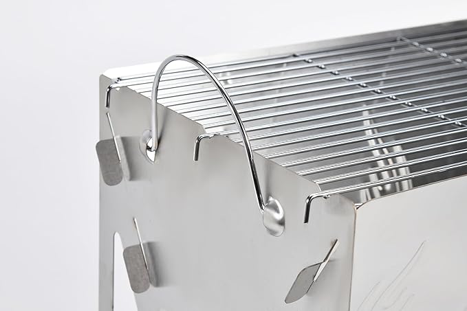 Portable and Foldable Charcoal grills for outdoor ， Fire Pit for Camping ，lightweight and easy-to-assemble small grill, stainless steel with high temperature resistance and easy to clean.