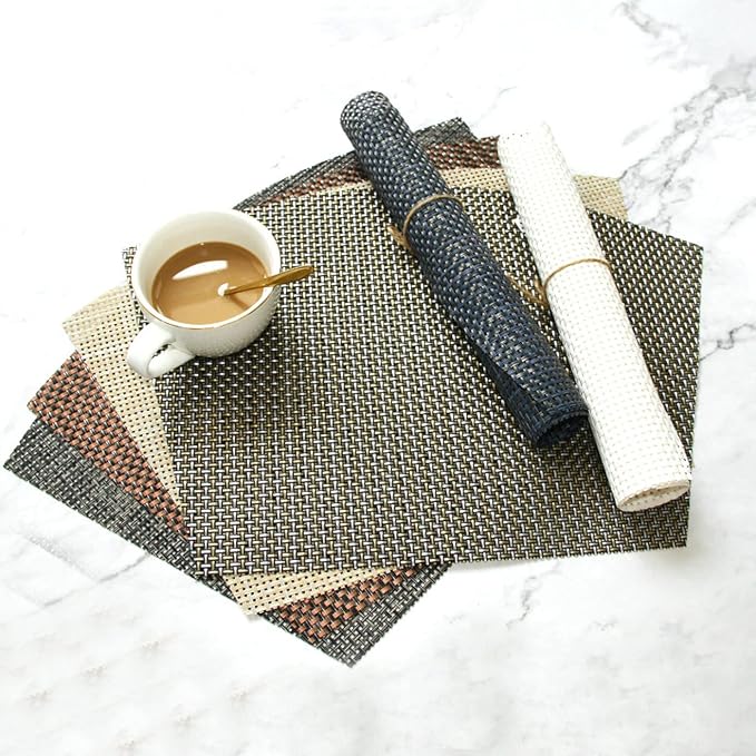 Round Table Placemats Set of 4 Wedge Placemats Heat Resistant Table Mats Pads Wipe Clean (Coffee)