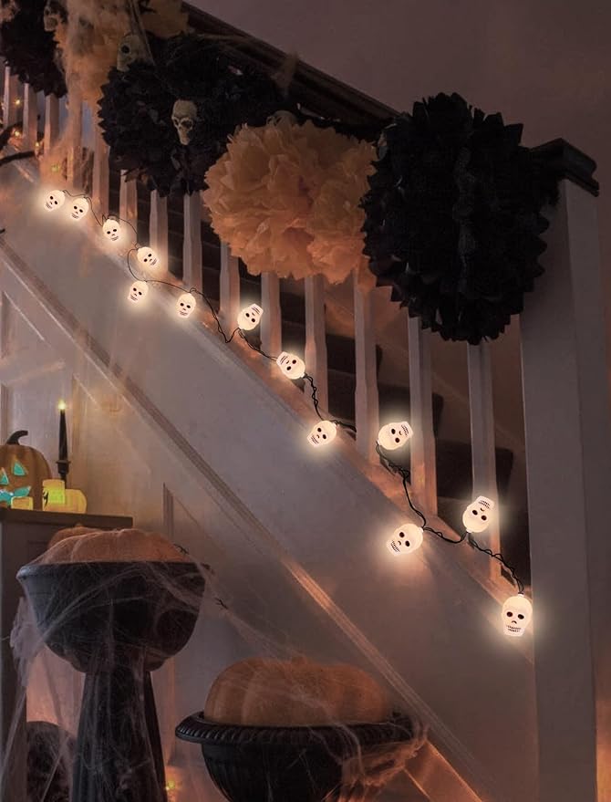 8.5Ft Halloween White Skull String Lights Outdoor, Halloween Decoration String Lights with 10 LED Skeleton Lights Waterproof, Hanging Holiday Lights for Indoor/Outdoor Yard Porch Patio Party Decor