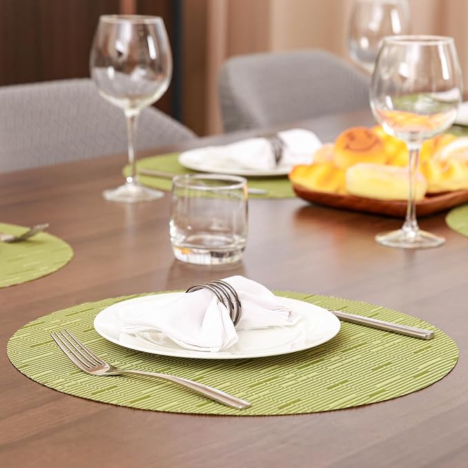 15 Inch Round Placemats Set of 4, Washable Vinyl Woven Place Mats | Heat Resistant Non-Slip Braided Table Mats for Dining Table Kitchen Indoor & Outdoor Use (Green, Set of 4)