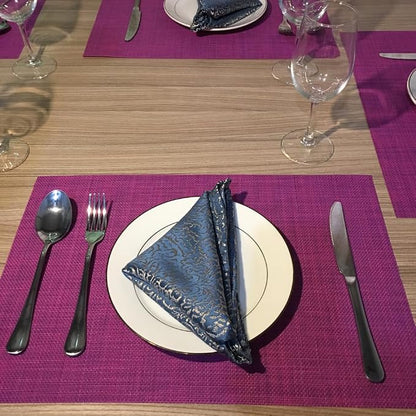 WAZAIGUR Placemats,Easy to Clean Crisscross Woven Vinyl Place Mats Durable Non-Slip Heat Resistant Table Mats,Placemats for Kitchen Table Set of 8,Purple