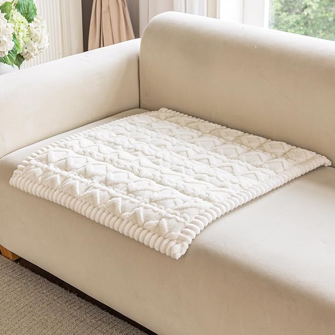 OstepDecor Couch Cover for Dogs, Washable Non Slip Sofa Cover for Pets | Soft Couch Covers for Sofa, Loveseat and Sectional, Furniture Protector Against Pet Hair & Dirt (27.6" x 27.6", Cream)
