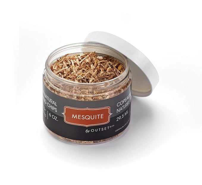Outset Kiln-Dried Mesquite Wood Smoking Chips, 6 oz, Brown