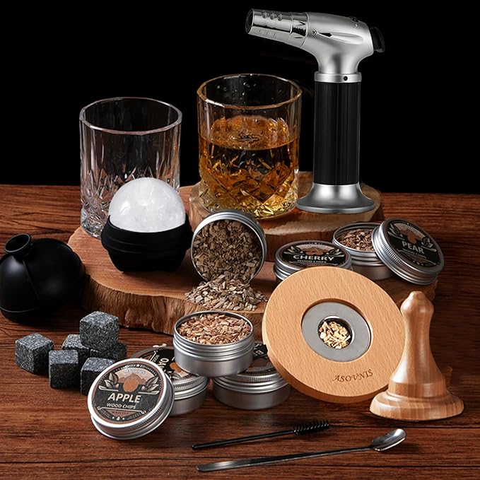 Whiskey Smoker Kit with Torch - 6 Flavors Wood Chips, 2 Glasses, Cocktail Smoker Infuser Kit, Old Fashioned Drink Smoker Kit, Birthday Valentine's Day Bourbon Whiskey Gifts for Men, Dad(No Butane)