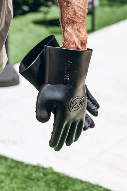 MagneCHEF Freedom Series Magnetic Quick-Release BBQ Gloves – Get Out Fast, 500°F Heat Resistant Silicone, 3mm Thick, Non-Slip Grip, Waterproof & Easy Clean