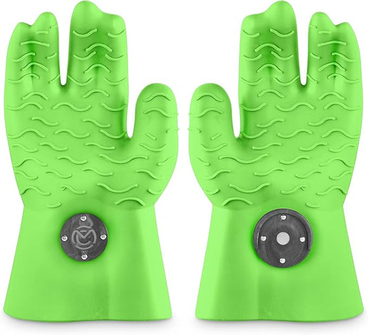 MagneCHEF Freedom Series Magnetic Quick-Release BBQ Gloves – Get Out Fast, 500°F Heat Resistant Silicone, 3mm Thick, Non-Slip Grip, Waterproof & Easy Clean (Green Glow in the Dark)