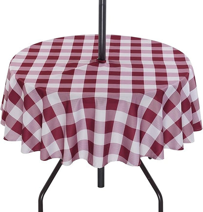 SquarePie 60 Inch Round Outdoor Tablecloth with Umbrella Hole and Zipper - Spillproof Wipeable Polyester Gingham Table Cloth Cover for Patio Picnic Camping Garden BBQ, Burgundy Red Checkered