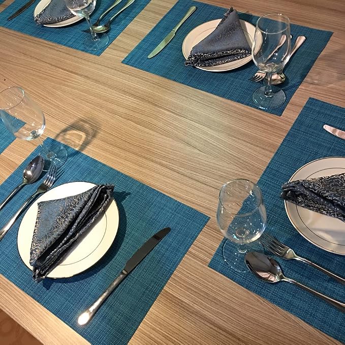 WAZAIGUR Placemats,Easy to Clean Crisscross Woven Vinyl Place Mats Durable Non-Slip Heat Resistant Table Mats,Placemats for Kitchen Table Set of 6,Blue