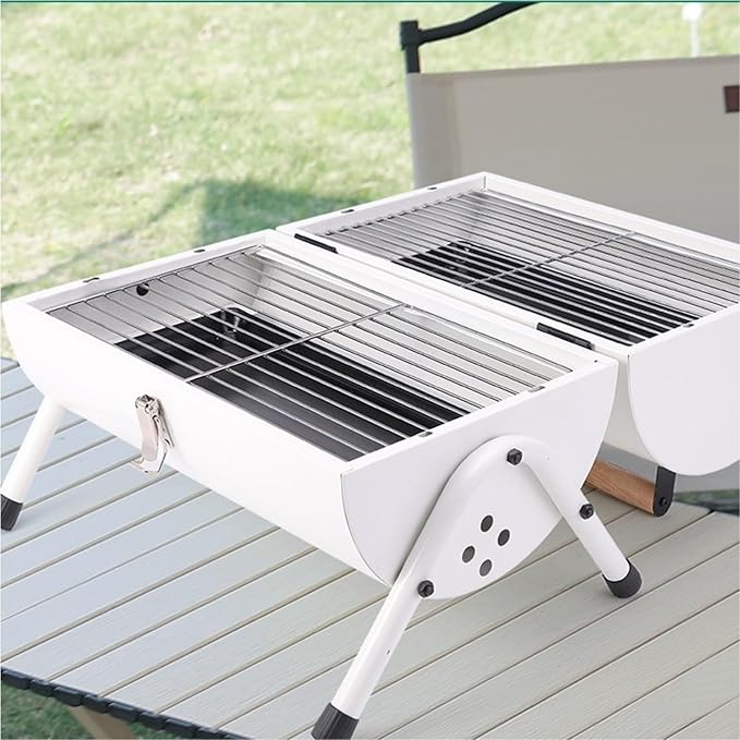Portable Charcoal Barbecue Grill for Outdoor Backyard and Patio, Simple Chimney Stove, Perfect for Family Gatherings and Summer Cookouts, Easy to Use Barbecue Tools