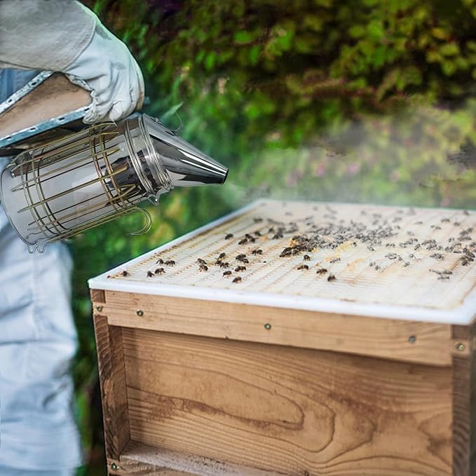Bee Hive Smoker Kit – Stainless Steel Smoker with Heat Shield & 54 Smoking Pellets, Ideal Beekeeping Supplies for Beginners & Professionals