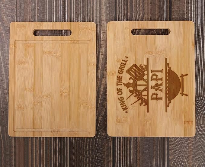 King Of The Grill Cutting Board For Papi Griller - Grandpa Gift - Papi's Bbq - Grilling Gift For Men - Fathers Day Cutting Board - Grill Master - Best Papi Cutting Board, 11.4”x8.6”