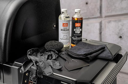 Traeger Grills Deep Cleaning Kit - Exterior Detailing Spray (16oz), Foaming Degreaser (16oz), Grill Scraper & Pad, Microfiber Towels, Nitrile Gloves - Tools for cleaning Grill, Smoker, Oven, Griddle