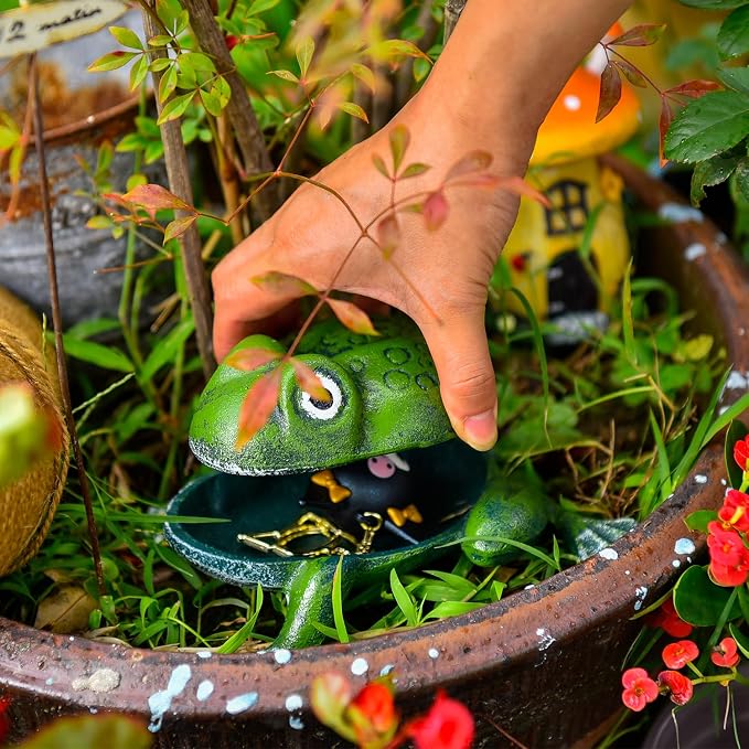 Sungmor Cast Iron Outdoor Frog Key Hider, Garden Statue–Antique Green | Hide Spare Key Holder for Outside, Small Garden Frog Statue Lawn Ornament, Indoor Decoration Jewelry Trinkets Box