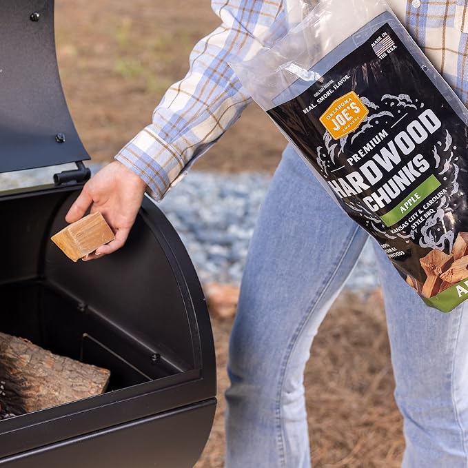 Oklahoma Joe's Apple Wood Chunks, 432 cu in Bag - 3947294R04