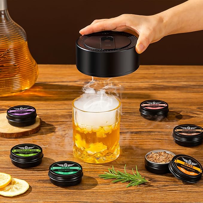 Electric Whiskey Smoker Kit with Wooden Display Barrel, Rechargeable Cocktail Smoker Kit with 6 Premium Wood Chips for Old Fashioned & Whiskey – Bar Gift for Men, Dad, Husband (No Butane Needed)