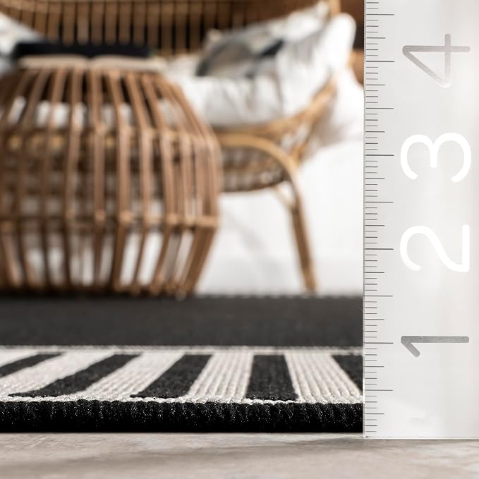 Nuloom Asha Black/Ivory, 8' x 10', Casual, Striped Border, Soft and Cozy, High Traffic, Stain Resistant, Easy Clean, Durable Area Rug for Indoor/Outdoor Patio, Deck, Porch, Garden, Courtyard