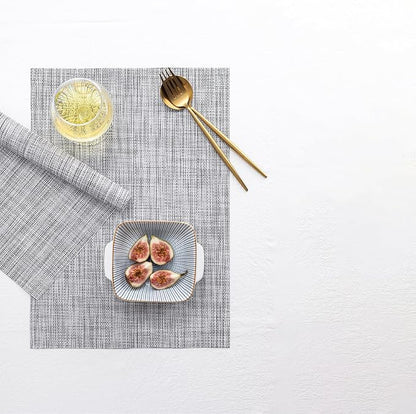 LEXMORE Placemats Set of 4 Vinyl/Plastic Woven Place Mats for Kitchen Table Indoor/Outdoor Washable Placemat Wipeable Dining Table Mats(Gray)