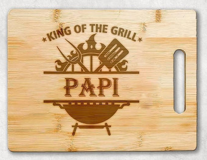 King Of The Grill Cutting Board For Papi Griller - Grandpa Gift - Papi's Bbq - Grilling Gift For Men - Fathers Day Cutting Board - Grill Master - Best Papi Cutting Board, 11.4”x8.6”