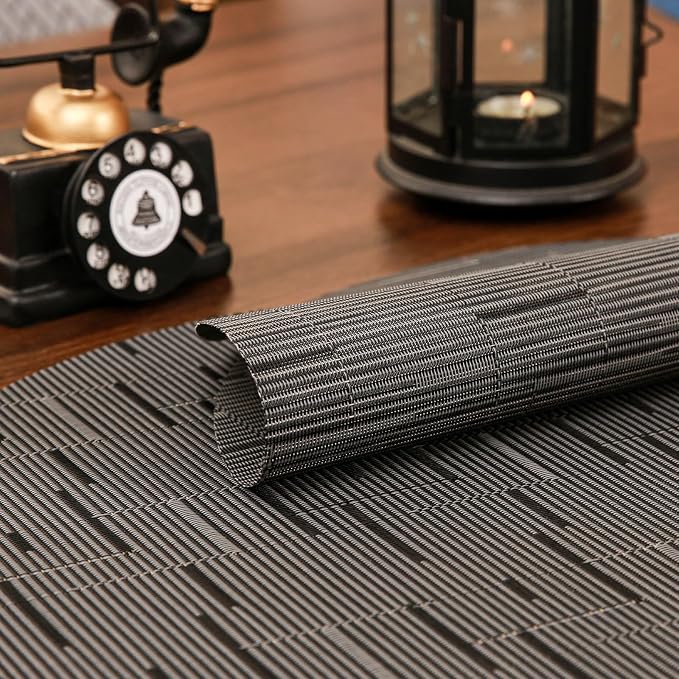 Round Placemats Set of 4 Heat Resistant Vinyl Placemats 15 inch Washable Non-Slip Table Mats Woven Place Mats for Dining Table (Black + Dark Gray, Set of 4)