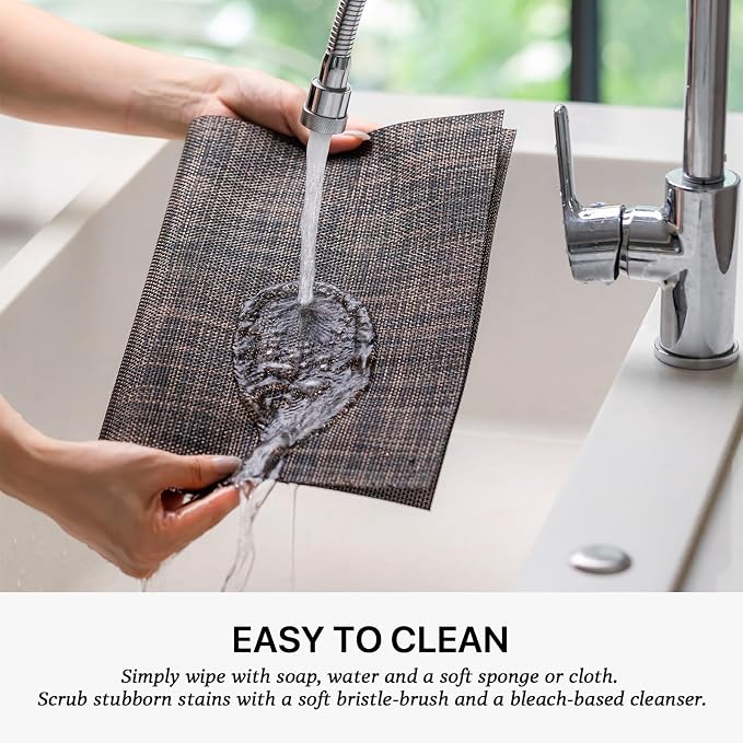 LEXMORE Placemats Set of 6 Vinyl/Plastic Woven Place Mats for Kitchen Table Indoor/Outdoor Washable Placemat Wipeable Dining Table Mats(Black/Brown)