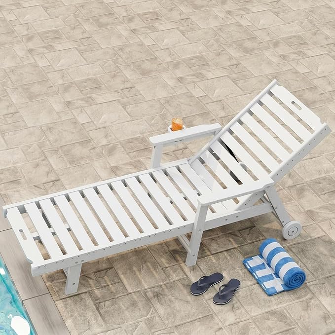 Garvee Lounge Chair Outdoor with Wheels & 5-Position Adjustable Backrest, Oversized Chaise Lounge with 2 Move Handle, HDPE Outdoor Lounge Chair w/Detachable Cup Holder, for Patio, Pool,White