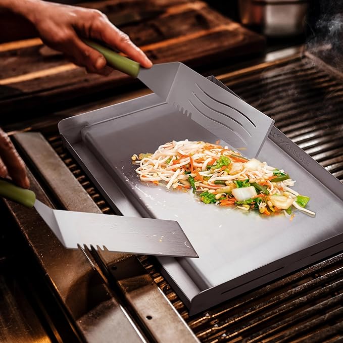 Little Griddle 7-Piece Grill Set, Scrubber, Griddle Scoop, Egg Rings, Scraper, & Spatula Set Toolkit