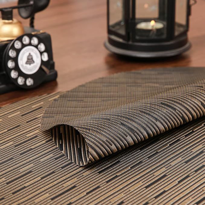 Round Placemats Set of 4 Heat Resistant Vinyl Placemats 15 inch Washable Non-Slip Table Mats Woven Place Mats for Dining Table (Black + Golden, Set of 4)