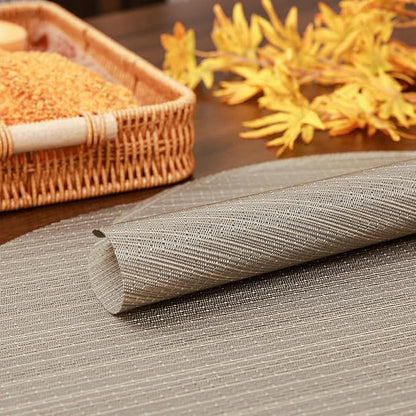 Round Placemats Set of 4 Heat Resistant Vinyl Placemats 15 inch Washable Non-Slip Table Mats Woven Place Mats for Dining Table (Golden Silver, Set of 4)