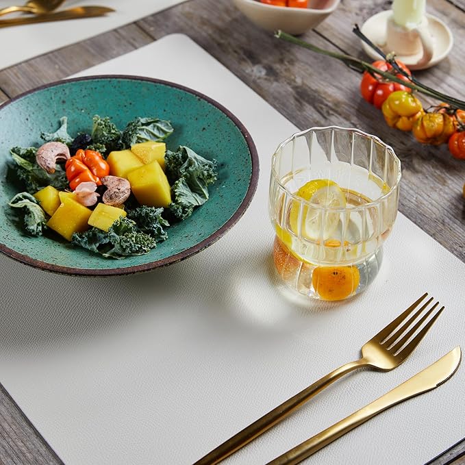 DOLOPL Placemats Set of 6-17"x11.8", Faux Leather Heat Resistant Table Placemat for Dining Table Protection, Waterproof Wipeable & Washable Kitchen Table Mats for Dining,Party,BBQ,Holiday(Beige)