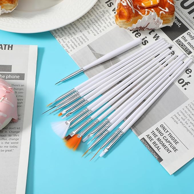 JJUNW 15 PCS Cake Decorating Brushes, Sugar Cookie Decorating Brushes Kit Food Safe Basting Brush Multifunctional Decorative Baking Supplies Candy Icing Pastry Brush for Bakers(White)
