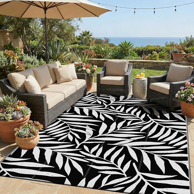 Smiry Outdoor Rug 5x8 ft Waterproof Reversible Leaf Mat, Black & White | Polypropylene Plastic Straw, Quick Drying, Lightweight Foldable, for Patio, Deck, RV Camping, Backyard and Indoor Outdoor Use